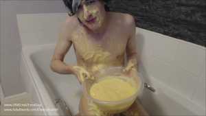 bath-custard-mess-and-wanking-_2.jpg